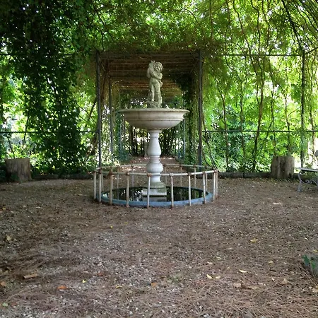 Quattro Mori Villa *